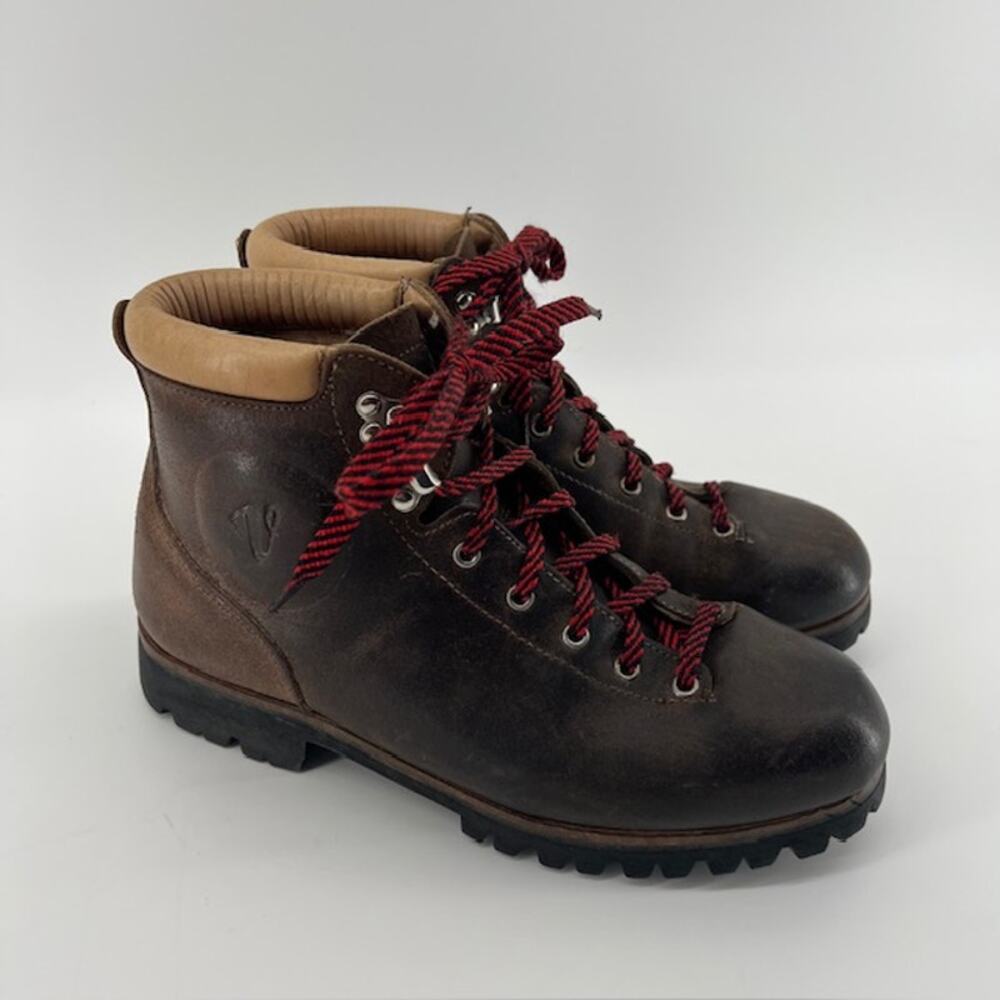 VTG Vasque Brown Leather Hiking Boots Mens 9 Vibram Sole Outdoor Gorpcore Italy
